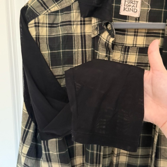 Furst of a Kind Plaid Flannel Shirt with Mesh Sleeves and Hood - Picture 4 of 9